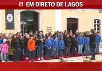 Lagos participou na iniciativa internacional "Coros pela paz/Coros por la paz", ontem, na Praça Gil Eanes