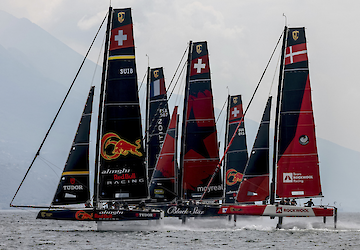 Vela: Catamarãs começam a "voar" em Lagos esta quarta-feira