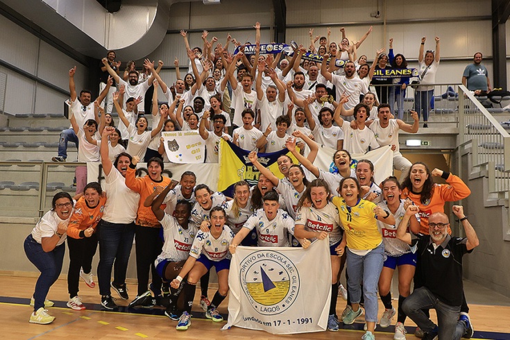 "Voto de Congratulação e Louvor ao Clube Desportivo da Escola Secundária Gil Eanes": Aprovado, por unanimidade e aclamação, na Assembleia Municipal de Lagos