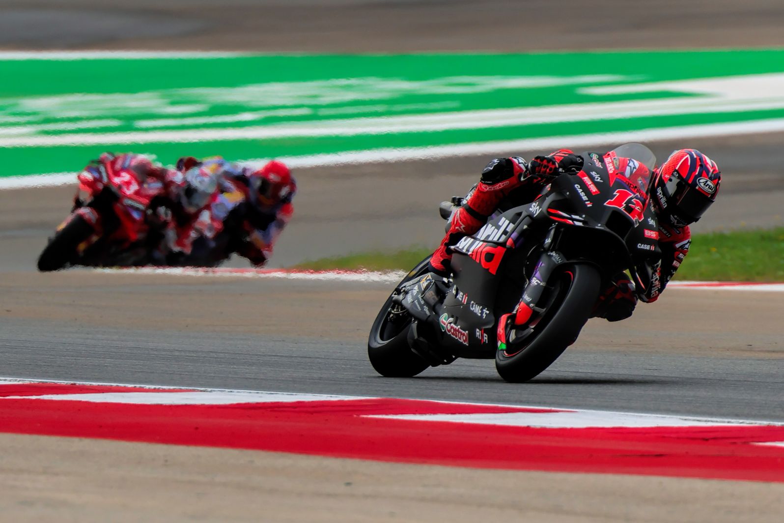Maverick Viñales, numa Aprilia, foi o vencedor de hoje na corrida sprint do Moto GP de hoje