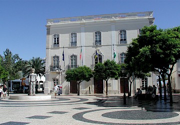 Que se passa com  o movimento associativo em Lagos