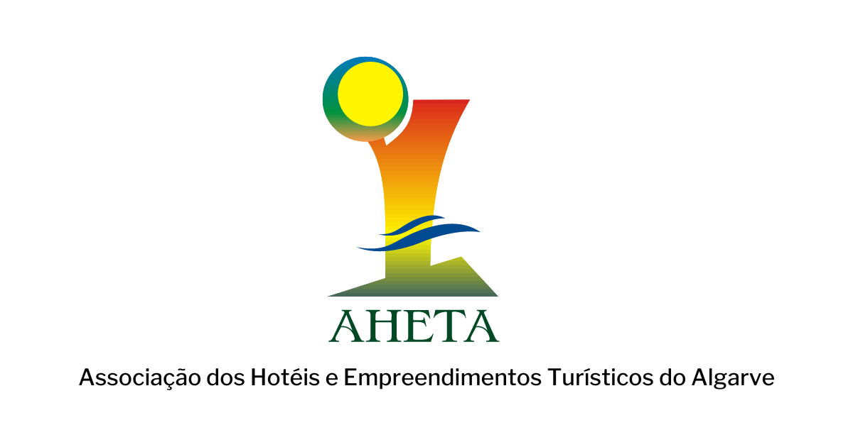 Ministro Gonçalo Matias esteve em evento da AHETA a explicar a empresários e autarcas algarvios como o governo pretende acabar com o excesso de burocracia