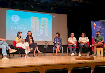 CCDR Algarve apresentou em Faro protótipo de mobiliário urbano em taipa