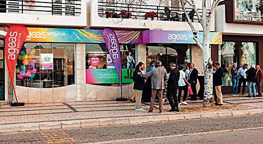 Ageas Seguros com loja premium em Lagos