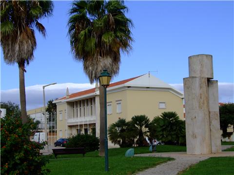 Vila do Bispo abre Inscrições para a Atribuição de Bolsas de Estudo e de Investigação
