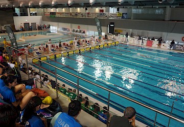 Os atletas já estão a dar as primeiras braçadas no Campeonato Nacional de Clubes da 3ªdivisão em Lagos