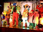 Crianças das Escolas de Vila do Bispo assistem a Festa de Natal - 1
