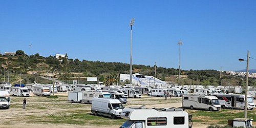 Campistas e caravanistas têm até ao final da semana que abandonar os parques e áreas de serviço