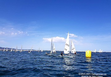 Olhão recebe festa da vela Algarvia, em mais uma prova do Campeonato do Algarve de Vela Ligeira e de Foil 2021/2022